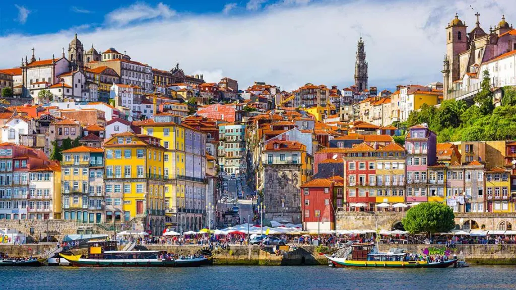 ¿Qué puedes hacer en Oporto? | Lugares de interés en la ciudad portuguesa imprescindible